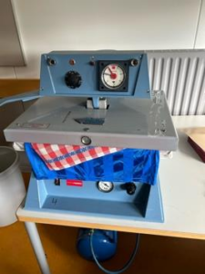 Bügelpresse